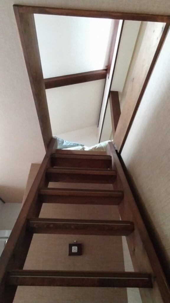 鴨川内浦ペンション内観
